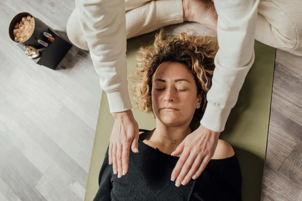 Healing energy through gentle touch Healing energy through gentle touch